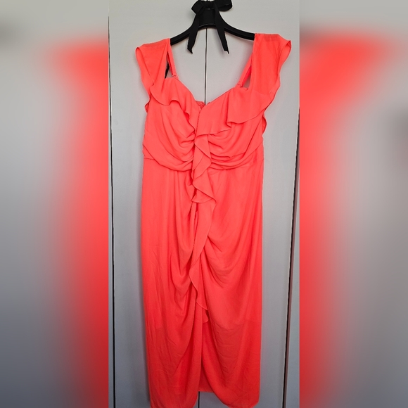 City Chic Va Va Voom Off-Shoulder Dress in Neon Coral City Chic Size 18/M - Picture 2 of 8